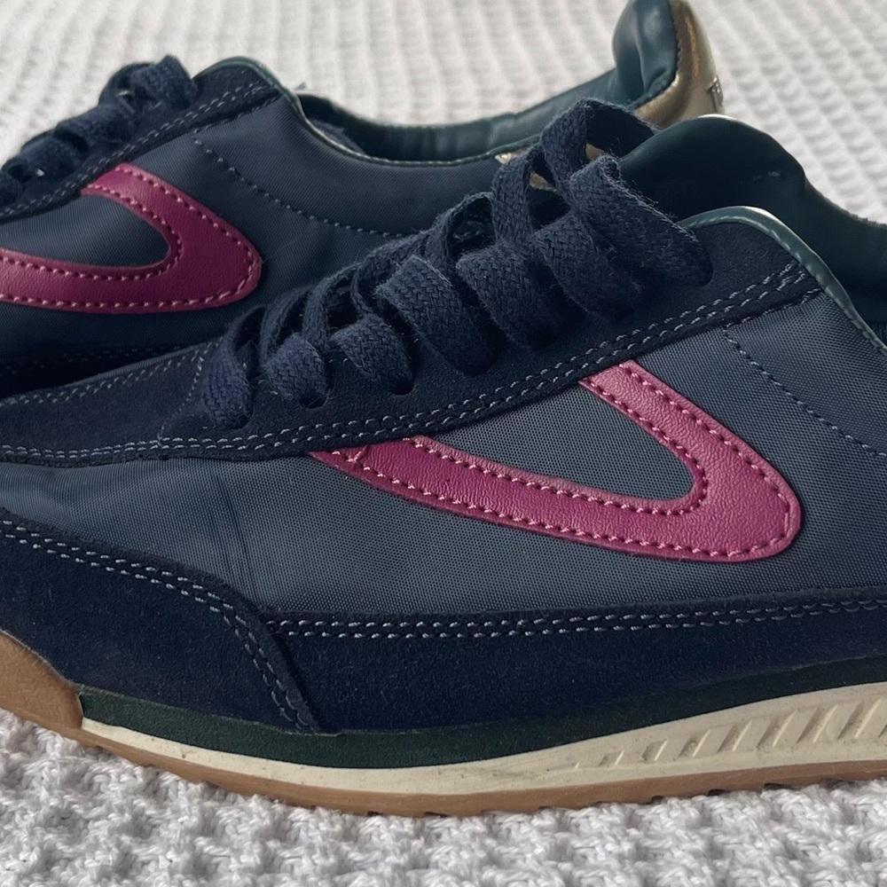 Tretorn Blue Retro Sneakers 7M NEW!